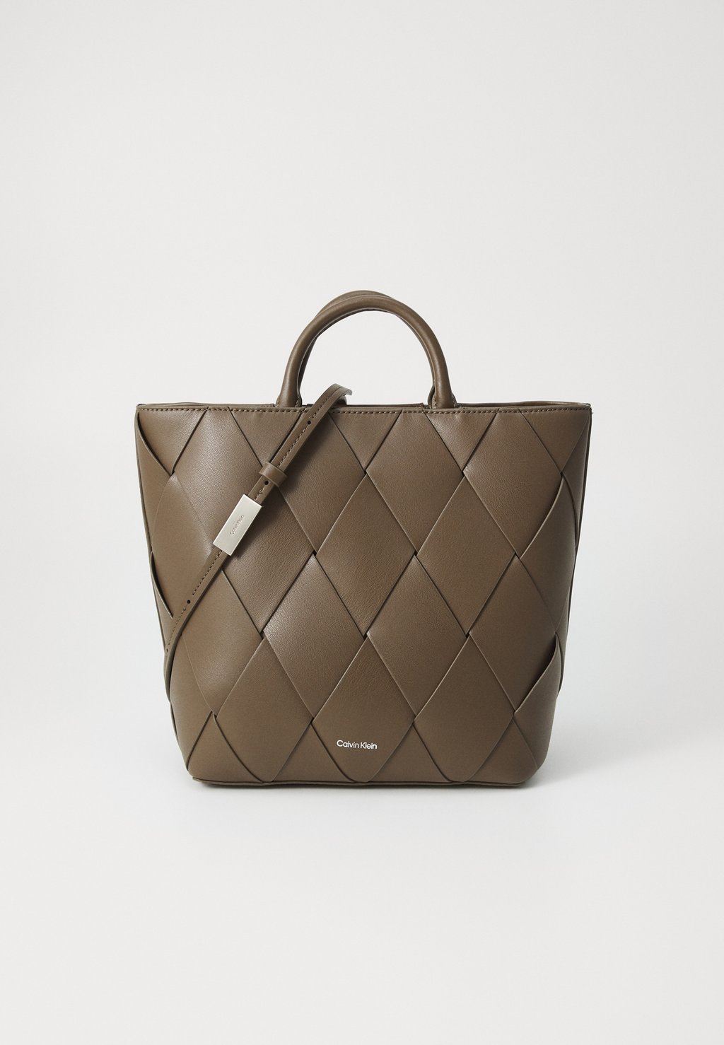 

Сумка MEDIUM TOTE Calvin Klein, коричневый