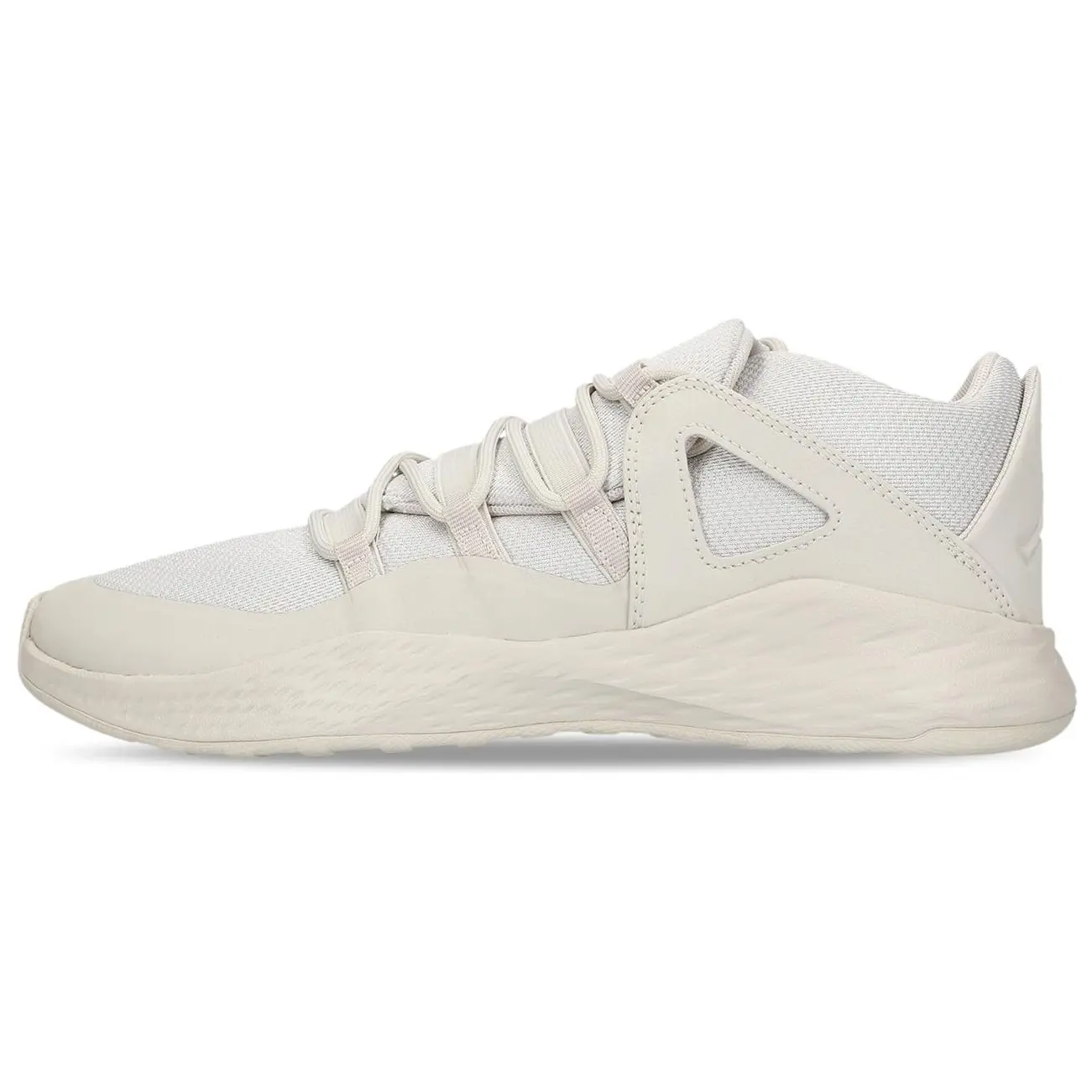 

Кроссовки Jordan Formula 23 Low Light Bone, белый