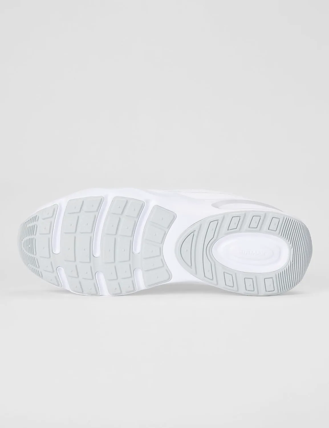 Кроссовки Nike Unisex Air Max Nova для детей - мальчиков, девочек, малышей и грудничков, белый/платиновый — фото 3