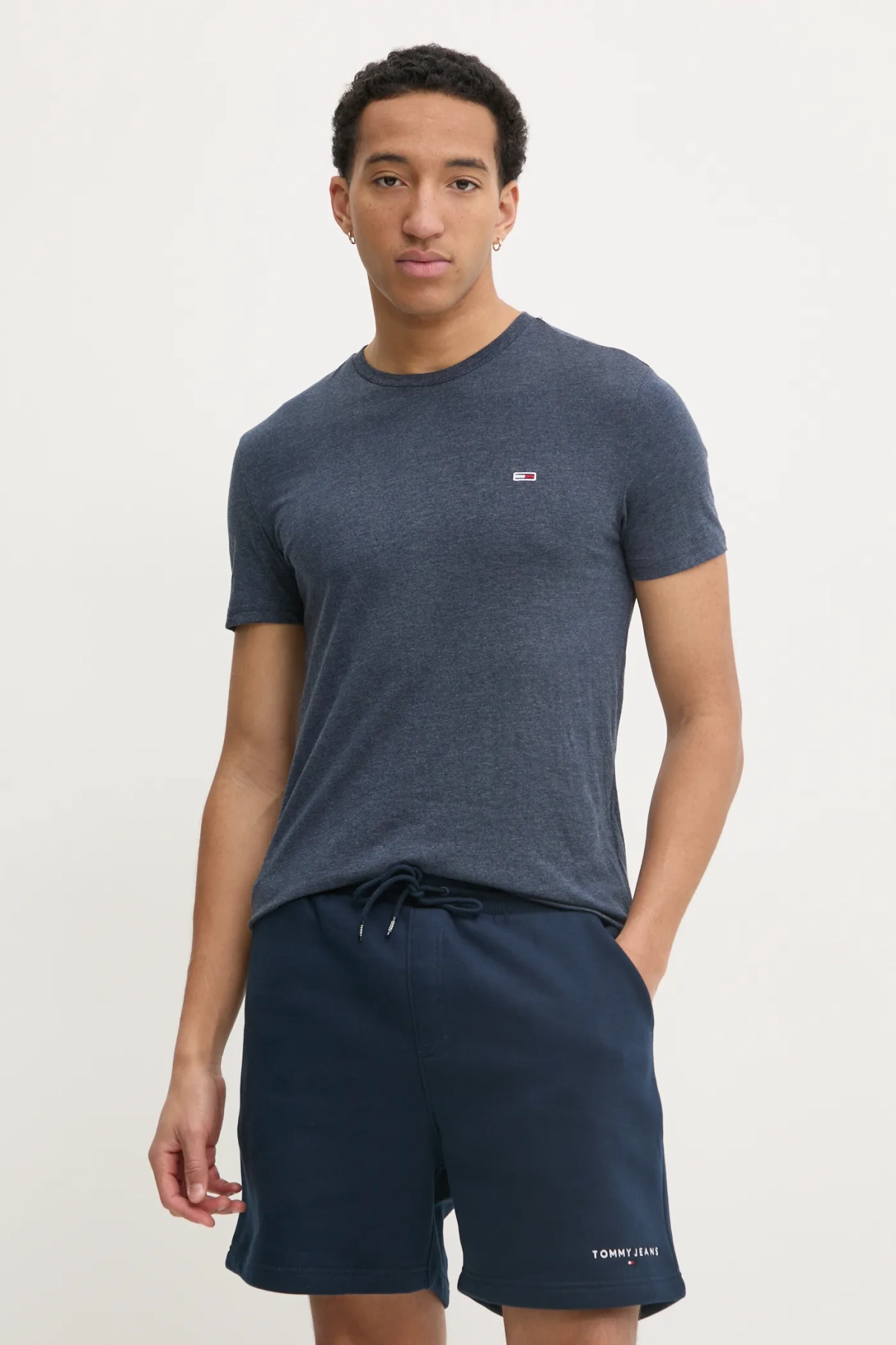 

Футболка Tommy Jeans, синий