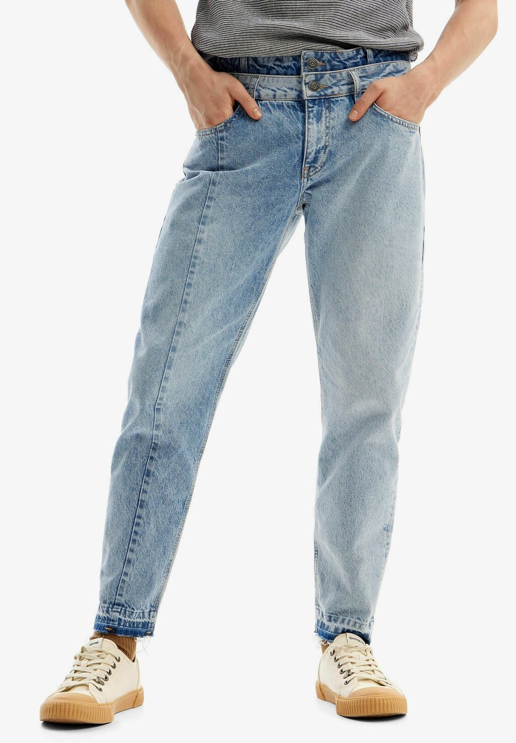 

Джинсы зауженного кроя Double-Waist Carrot Desigual, синий
