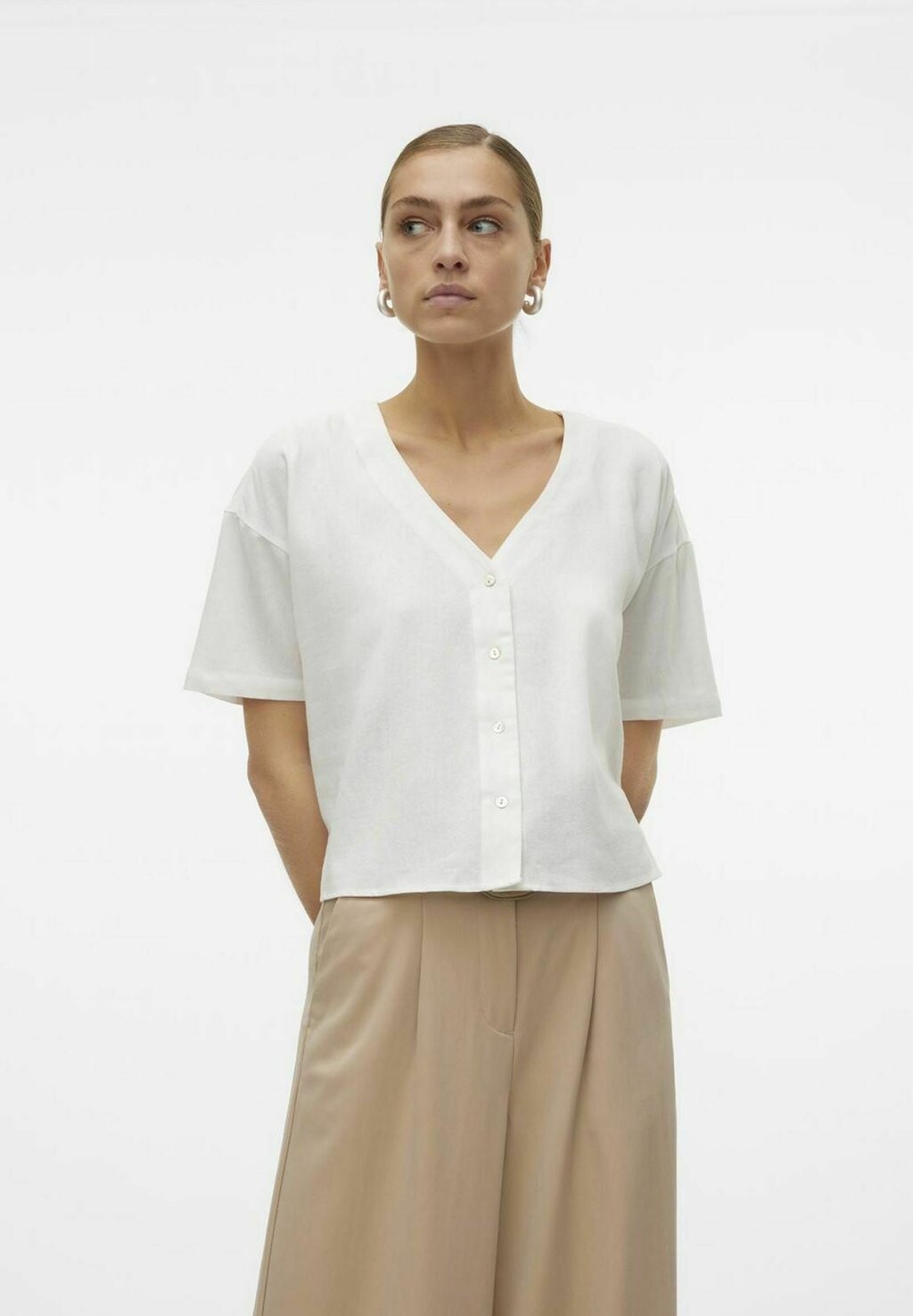 

Блузка Vero Moda, цвет snow white