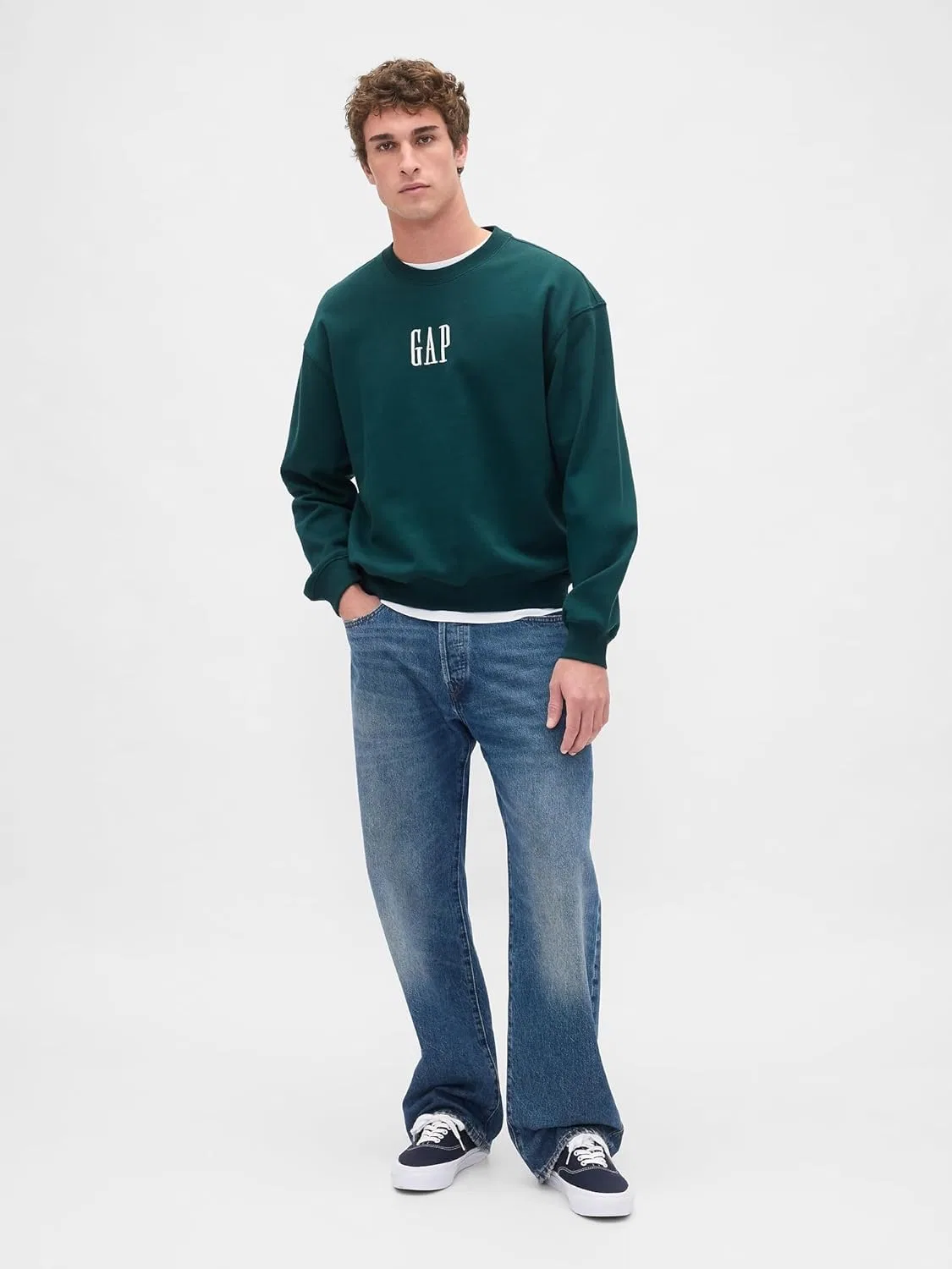 Толстовка GAP Men's Logo Crewneck Fleece, зеленый — фото 3