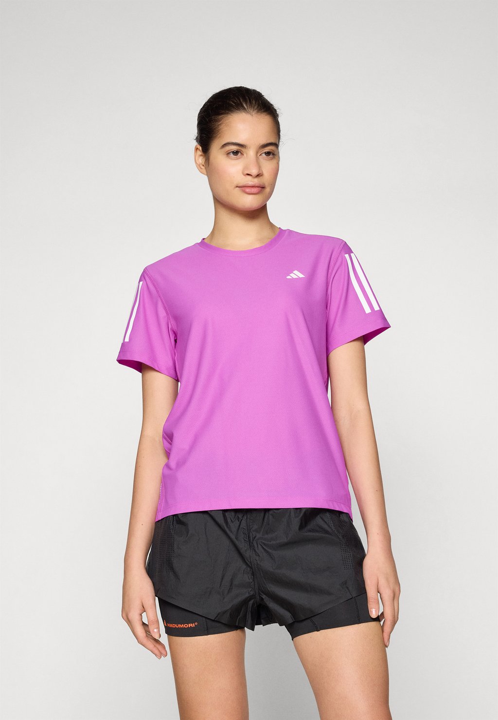 

Спортивная футболка TEE Adidas Performance, фиолетовый
