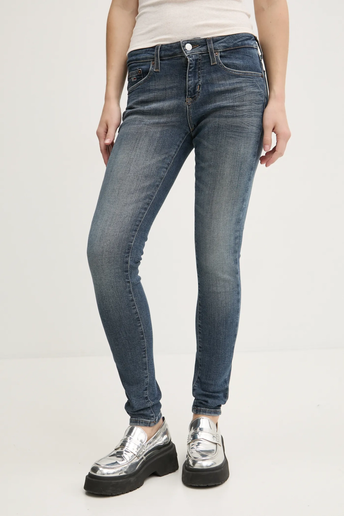 

Джинсы Tommy Jeans, синий
