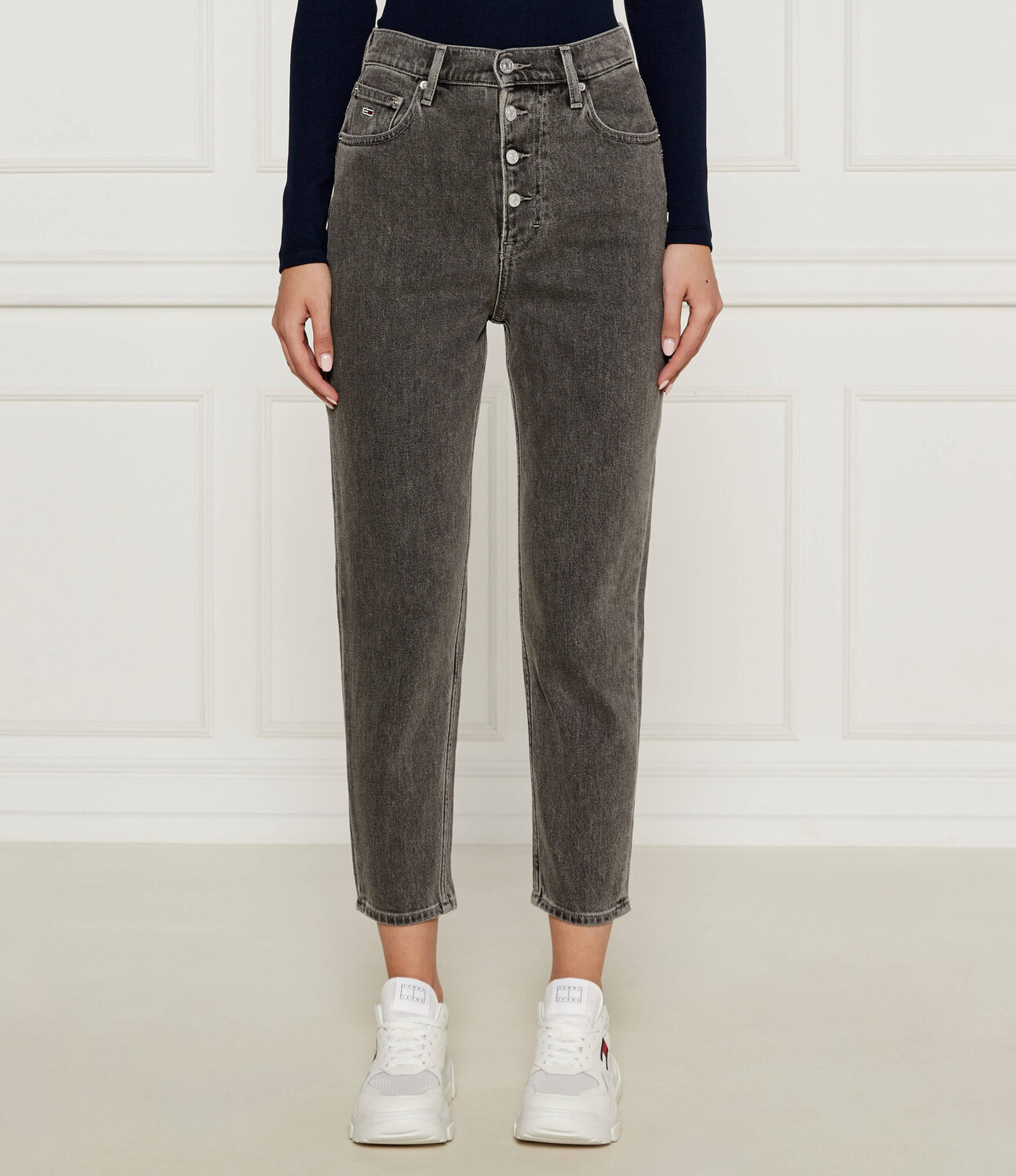 

Джинсы Tommy Jeans Mom Fit, цвет grafite