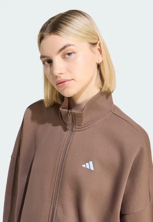 Толстовка с молнией Adidas Sportswear 3 Stripes Studio Tracktop, цвет земляные слои — фото 3