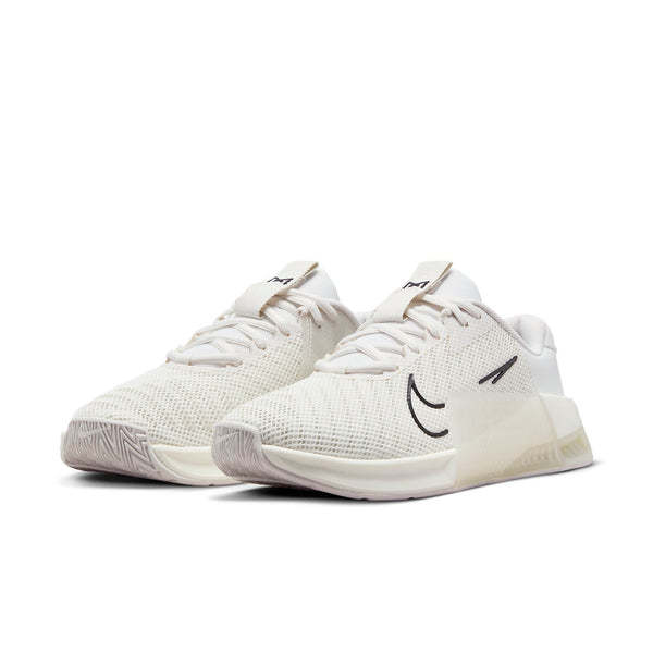 Кроссовки metcon 9 amp 'light bone' Nike, мультиколор — фото 3