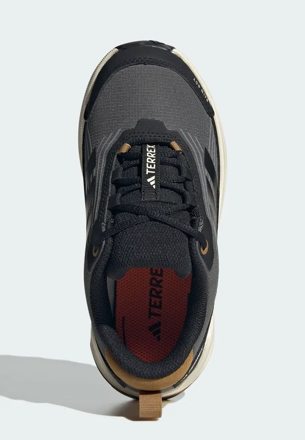 Походные ботинки trailmaker 2 унисекс Adidas Terrex, Grey Six/Core Black/Bronze Strata — фото 3