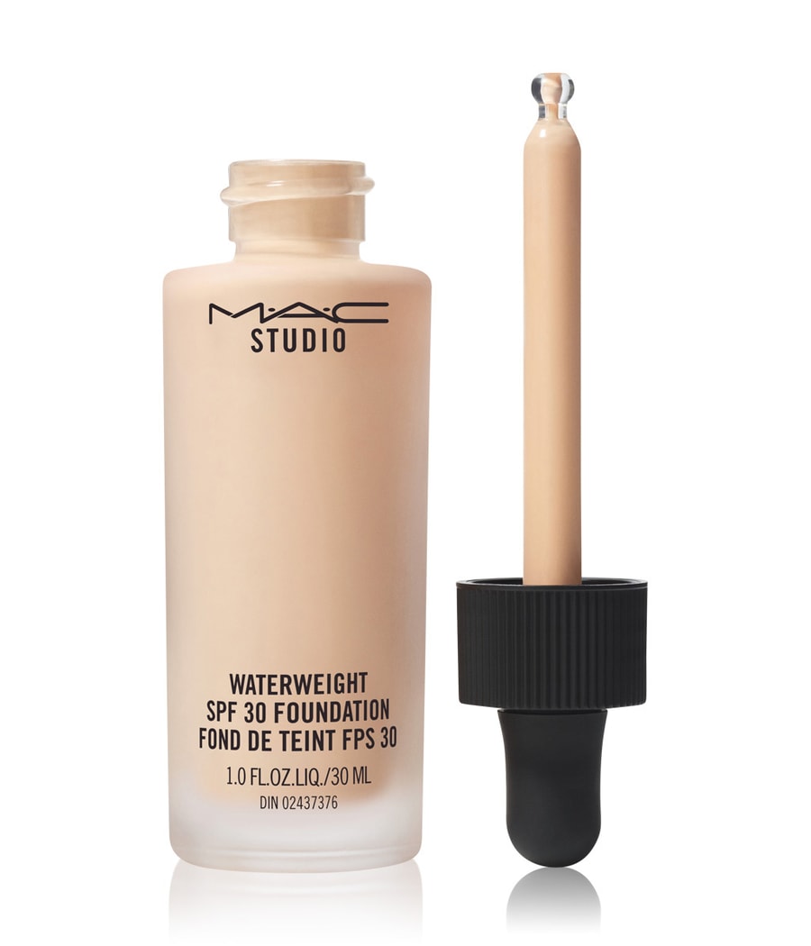 

Жидкая основа MAC Studio Waterweight SPF 30/PA++ Foundation, NC20, 30 ml