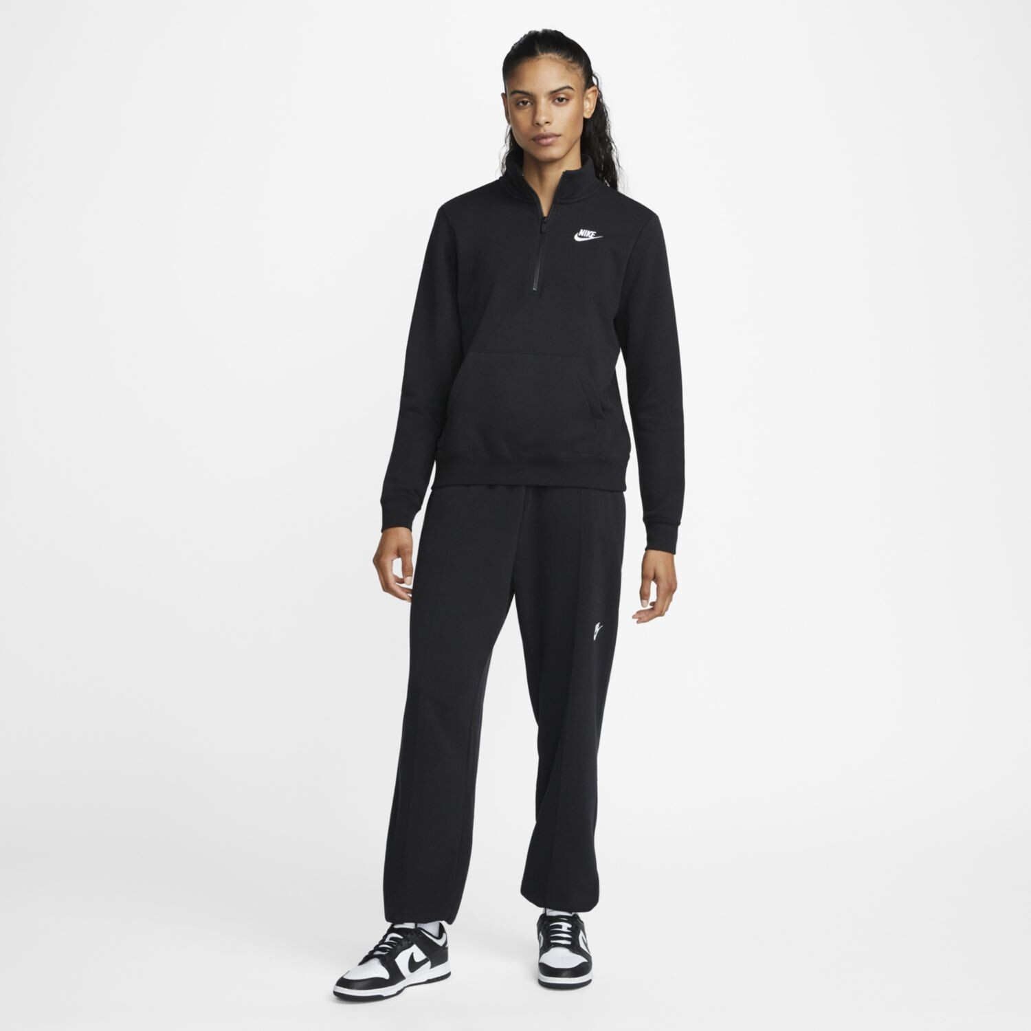 Женский флисовый свитшот с молнией без четверти Nike Sportswear Club Nike, черный — фото 2