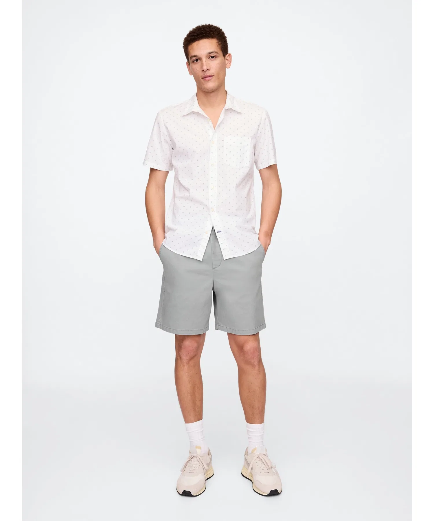 Мужские хлопковые шорты карго GAP серые — фото 2