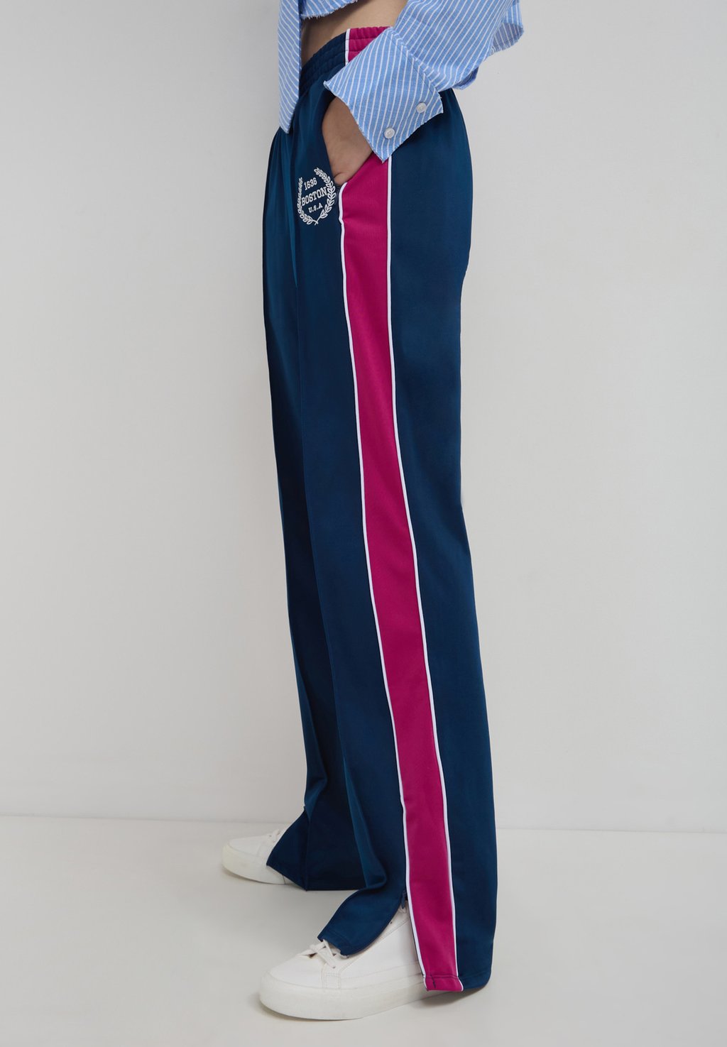 

Спортивные брюки GINNICO SCRITTA COLLEGE Calliope, синий