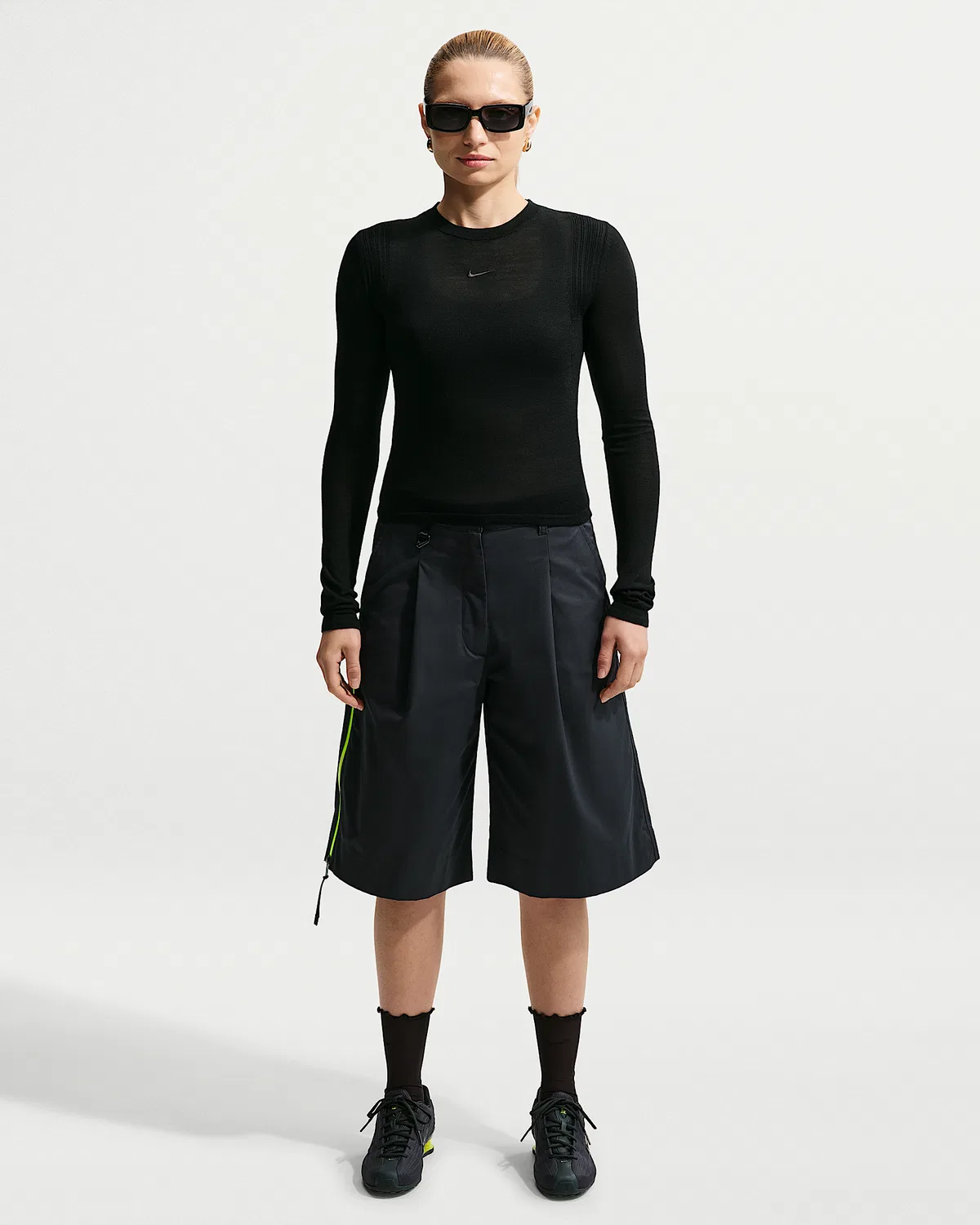 Женская длинная футболка Nike Sportswear Airreverent, Black — фото 4