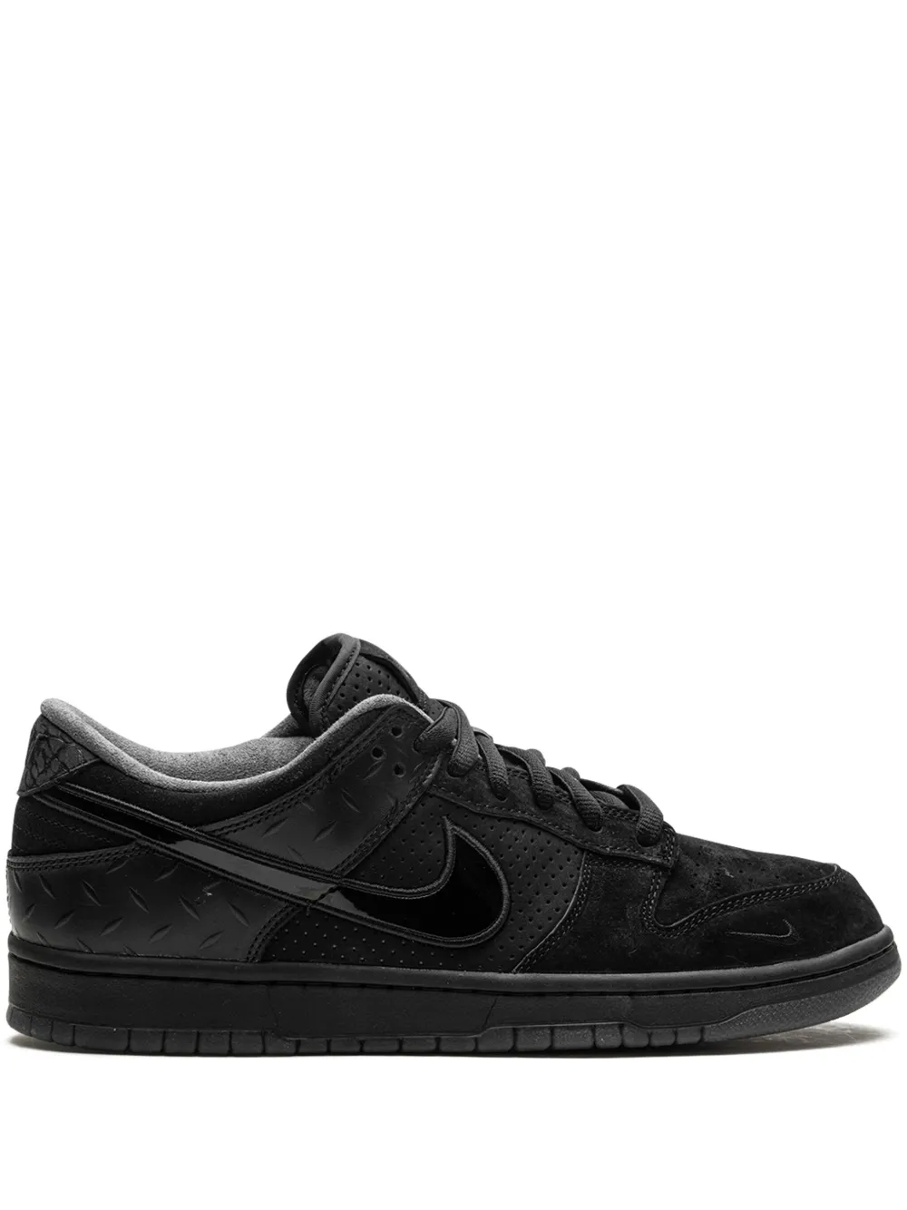 

Кроссовки Dunk Low What The Duck Alternate из коллаборации с Division Street Nike, черный