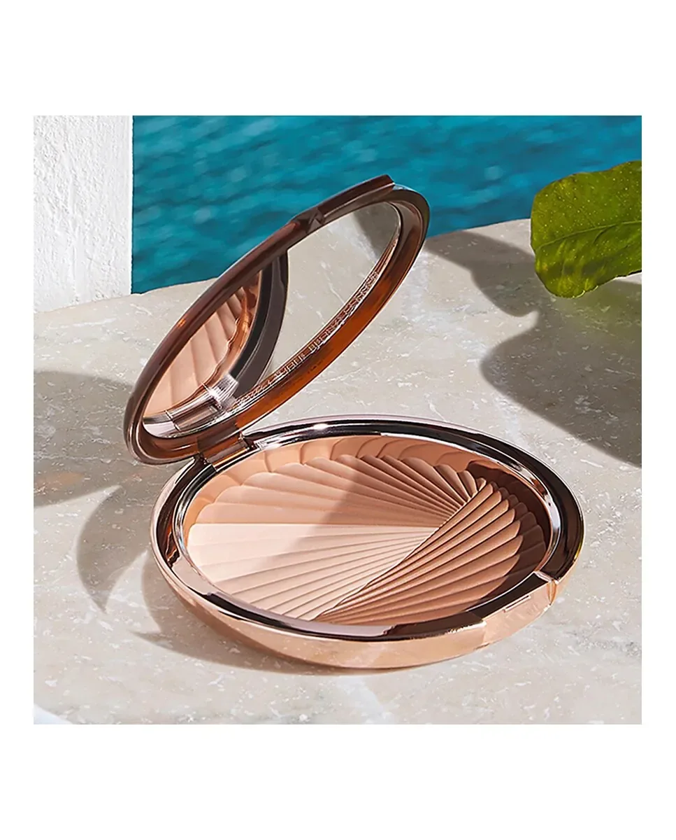 Пудра для сияния Bronze Goddess Highligthting Powder Estée Lauder, Solar Crush — фото 3