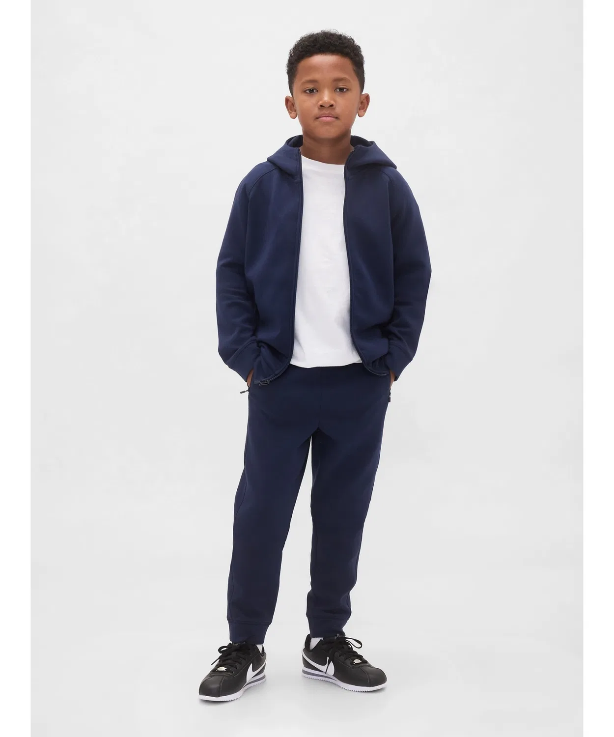 Джоггеры GapFit Tech Quick Dry для детей, чёрные — фото 2