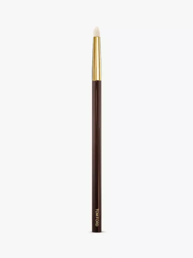 Кисть для создания эффекта дымчатых глаз 14 TOM FORD