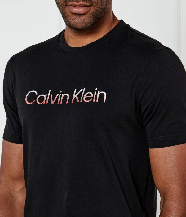 Футболка Calvin Klein Regular Fit с короткими рукавами, черный — фото 4