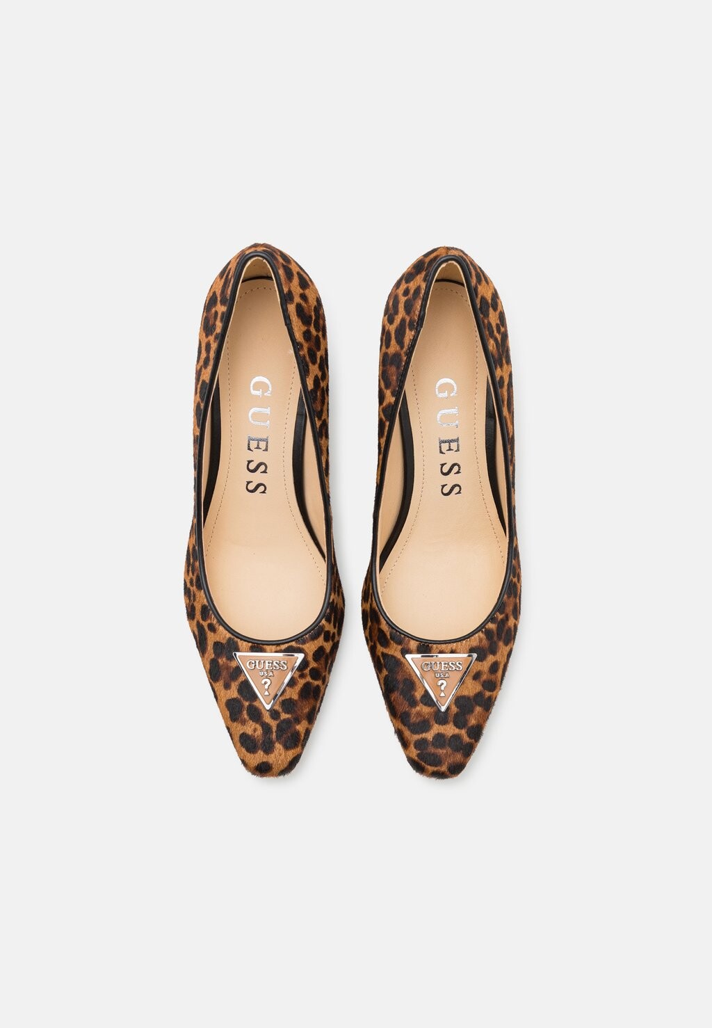 

Туфли Guess, коричневый