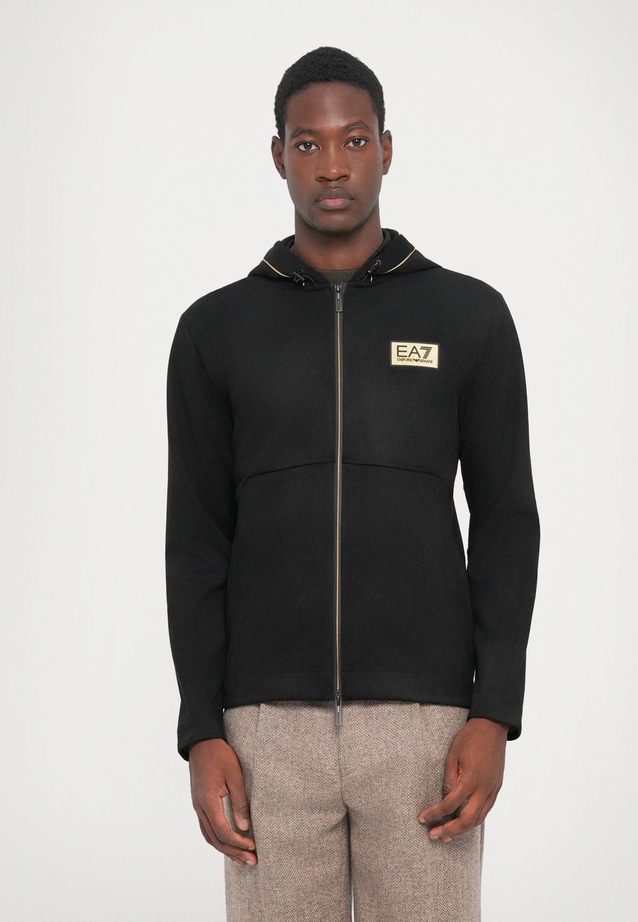 

Толстовка EA7 Emporio Armani TRAIN LABEL HOODIE ALCANTARA, Black