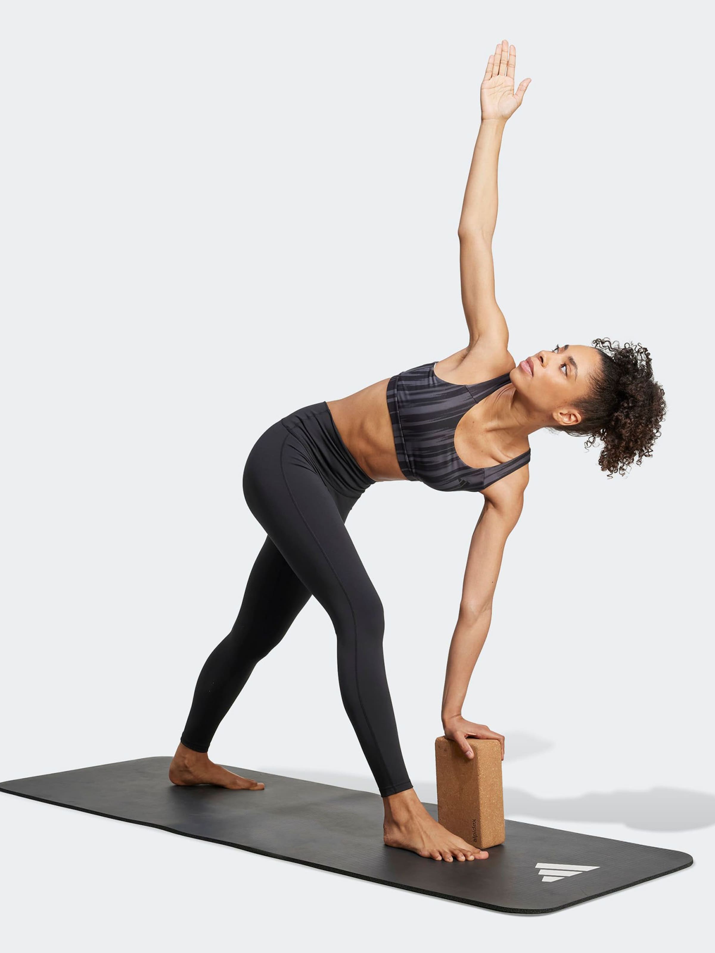 Adidas Performance Узкие спортивные штаны 'All Me' в черном цвете — фото 2