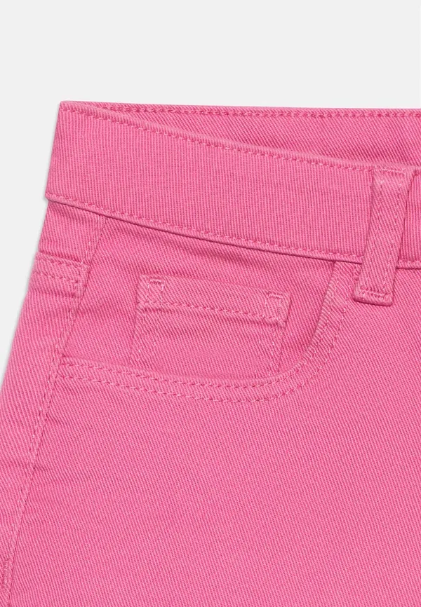 Шорты Name It Nkfrose mom twill shorts 1081 bk tb, клубничная луна — фото 4