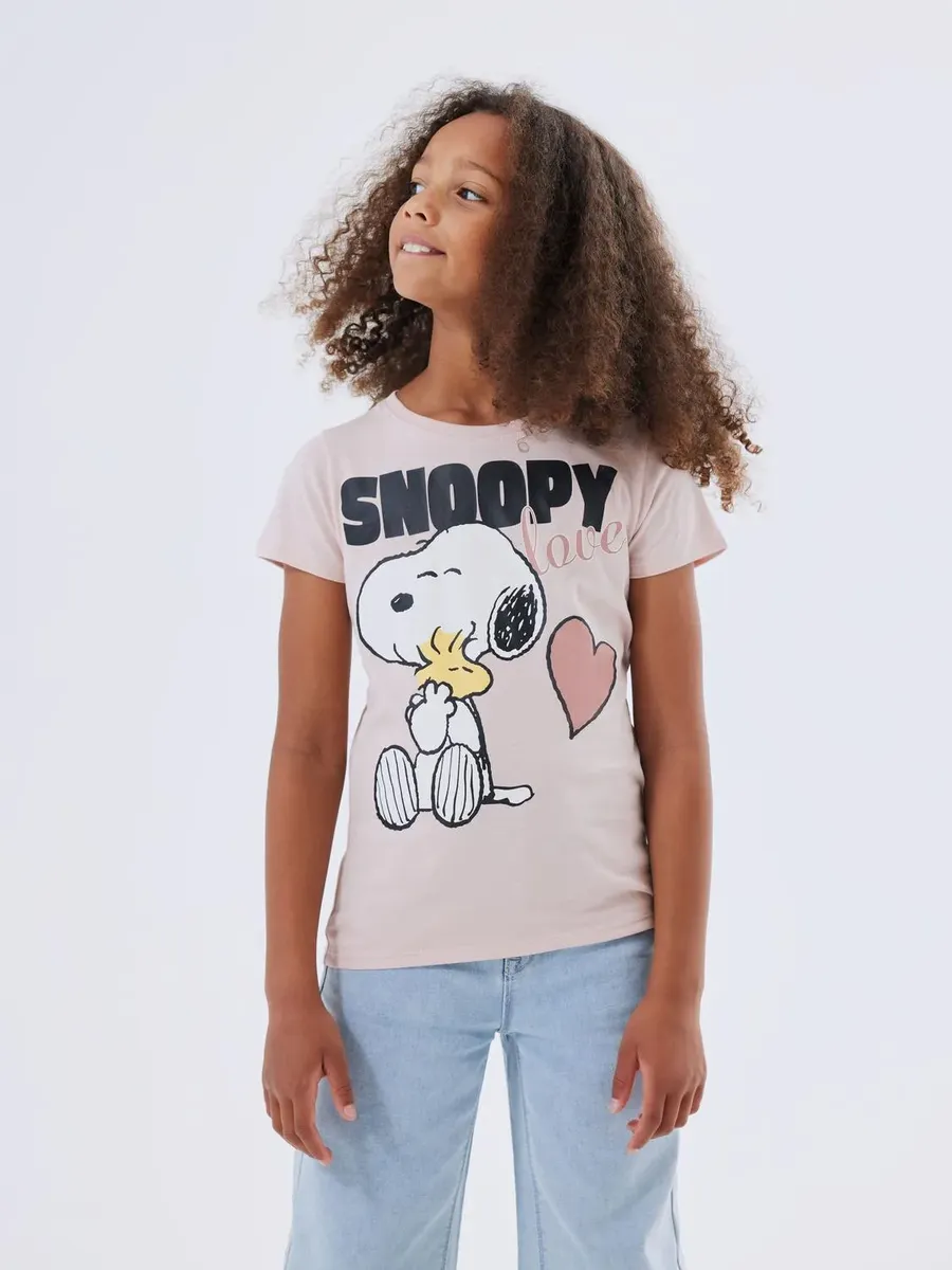 

Футболка Name It "NKFNANNI SNOOPY SS TOP NOOS VDE", цвет Sepia Rose