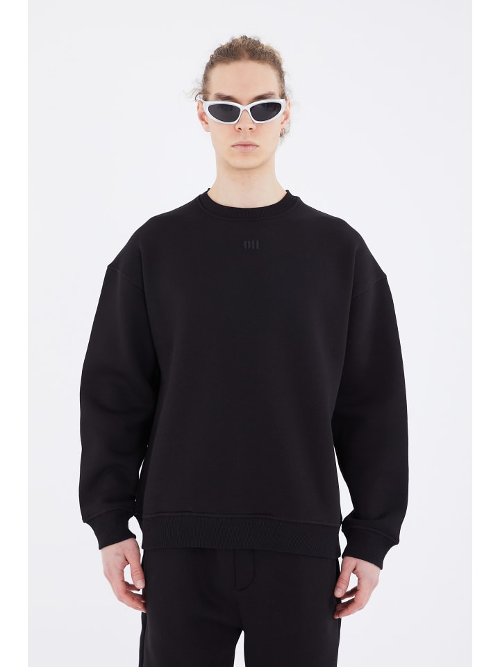 

Базовый свитшот свободного кроя черного цвета Ossy Homer