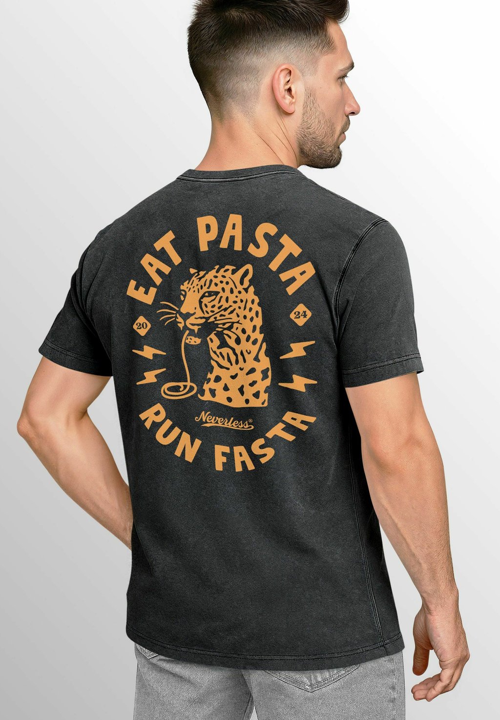

Футболка с принтом VINTAGE BACK EAT PASTA RUN FASTA LEOPARD Neverless, черный
