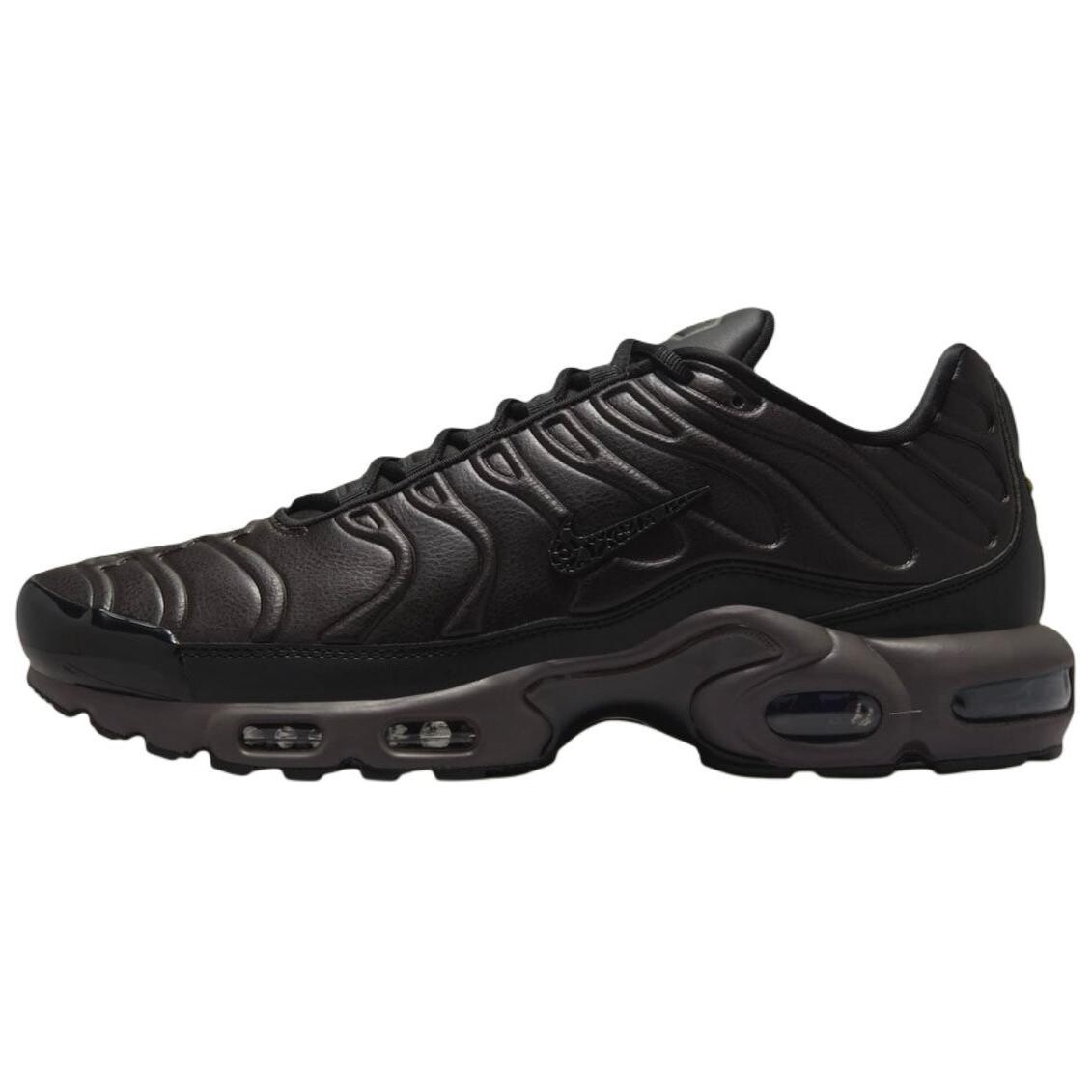 

Кроссовки Nike Air Max Plus Premium Paris, черный