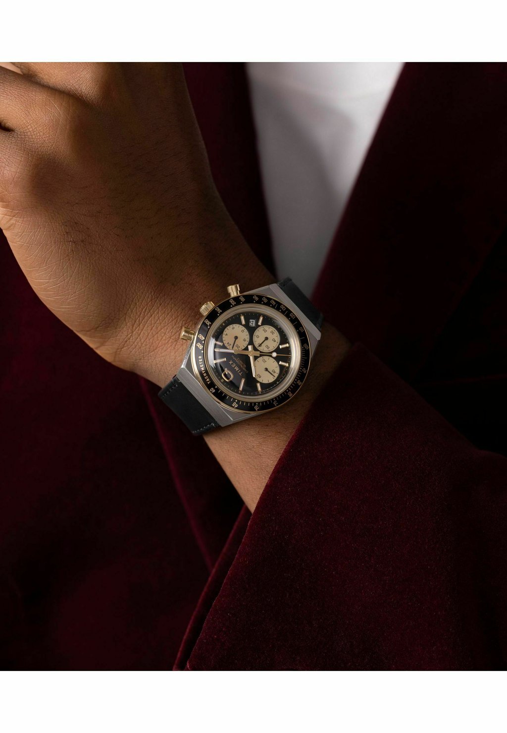 

Часы с хронографом Timex, черный