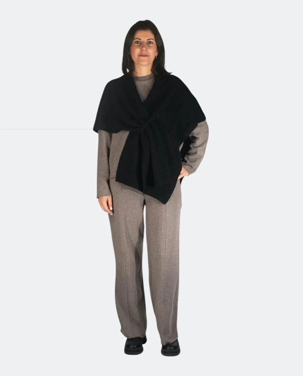 

Вязаное трикотажное пальто с узлом спереди Kbas, черный