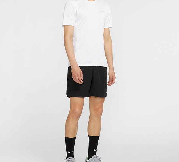 Футболка miler running tops quick dry short sleeve white Nike, белый — фото 3