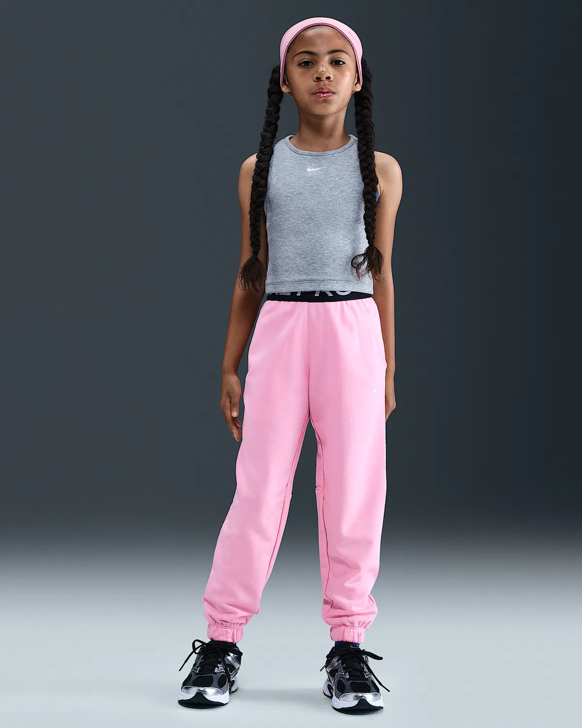 Детские (девчачьи) джоггеры Nike Pro Fleece Dri-FIT, Medium Soft Pink/Medium Soft Pink/Black/White