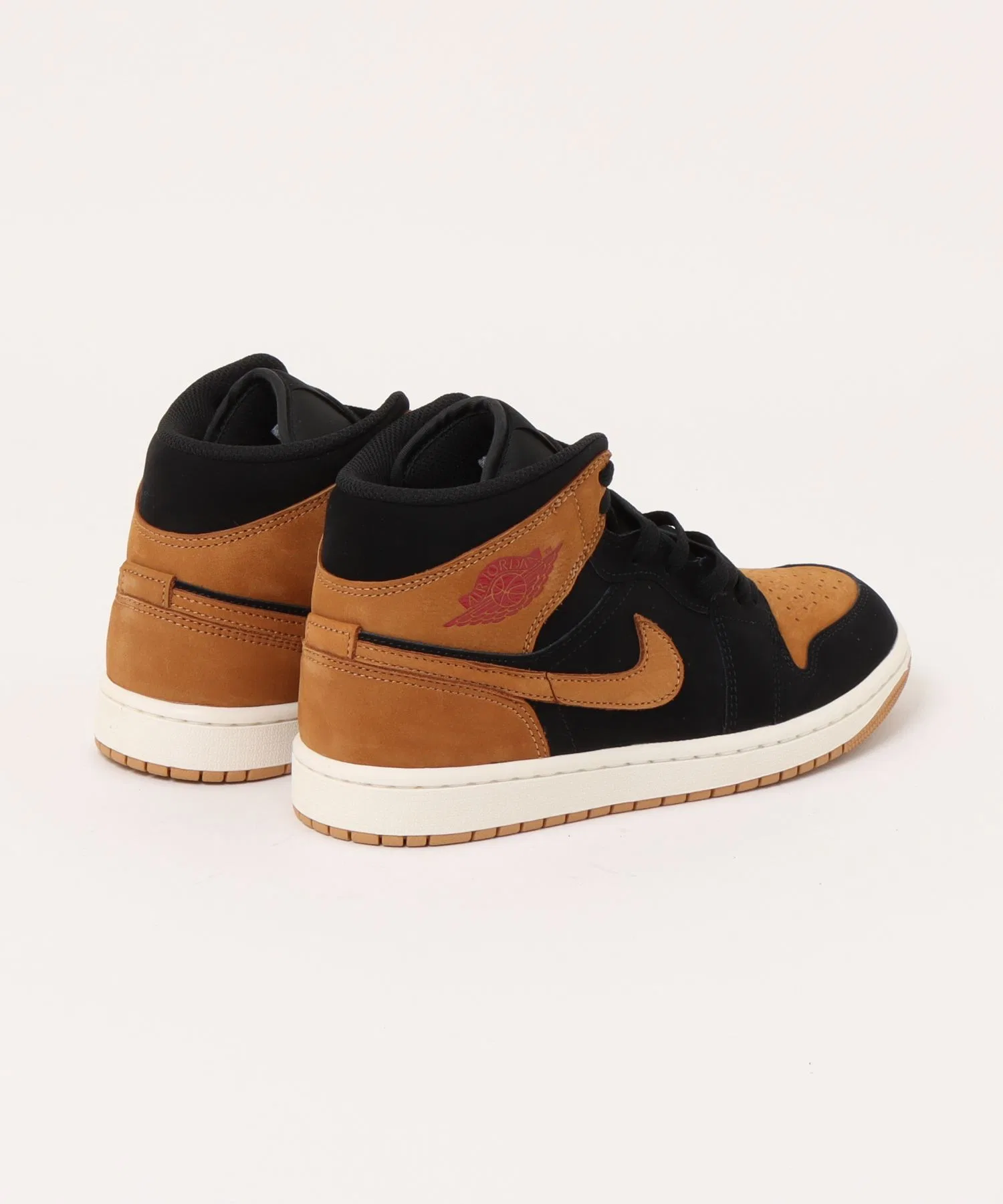 Мужские кроссовки JORDAN BRAND AIR JORDAN 1 MID SE — фото 2