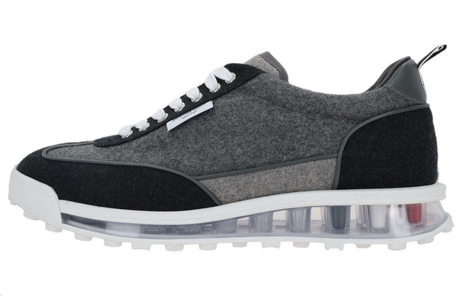 

THOM BROWNE Техно раннеры на шнуровке