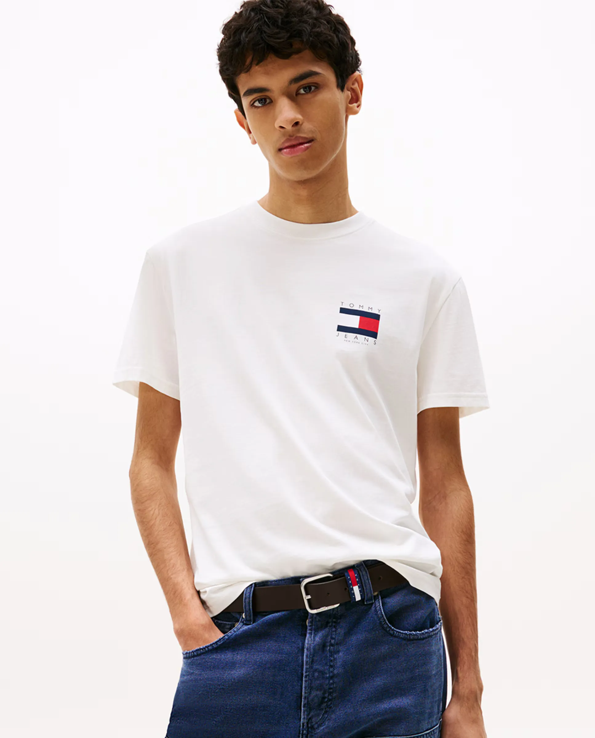 

Футболка мужская классического кроя с коротким рукавом Tommy Jeans, белый