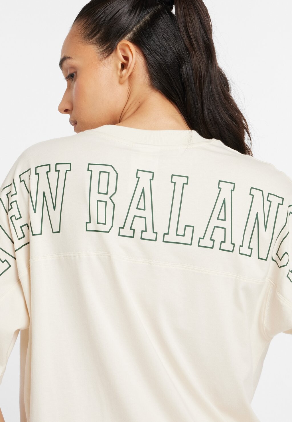 

Футболка с принтом GRAPHIC New Balance, бежевый