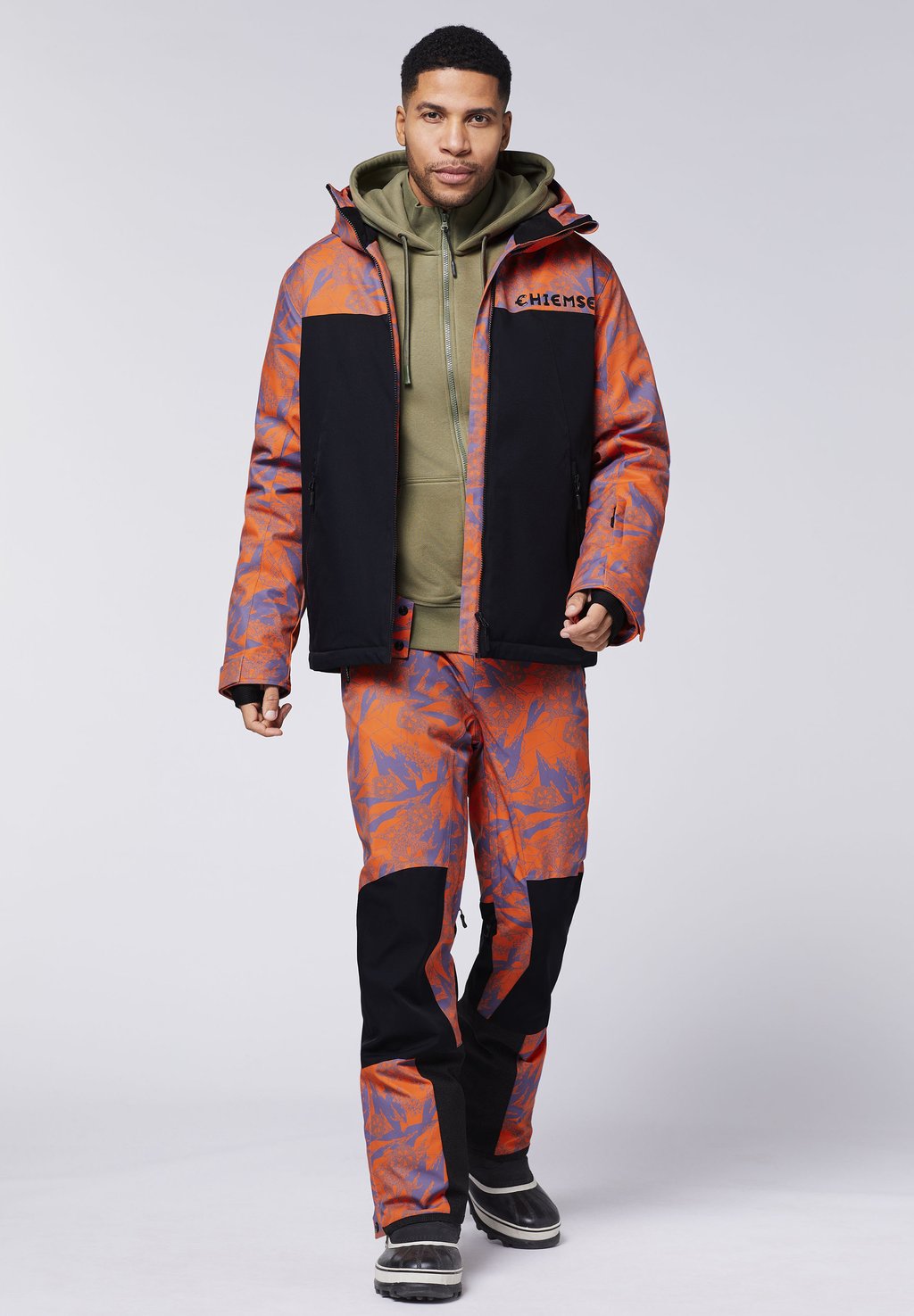

Толстовка на молнии IM LABEL-TYPISCHEN LOOK Chiemsee, темно-зеленый