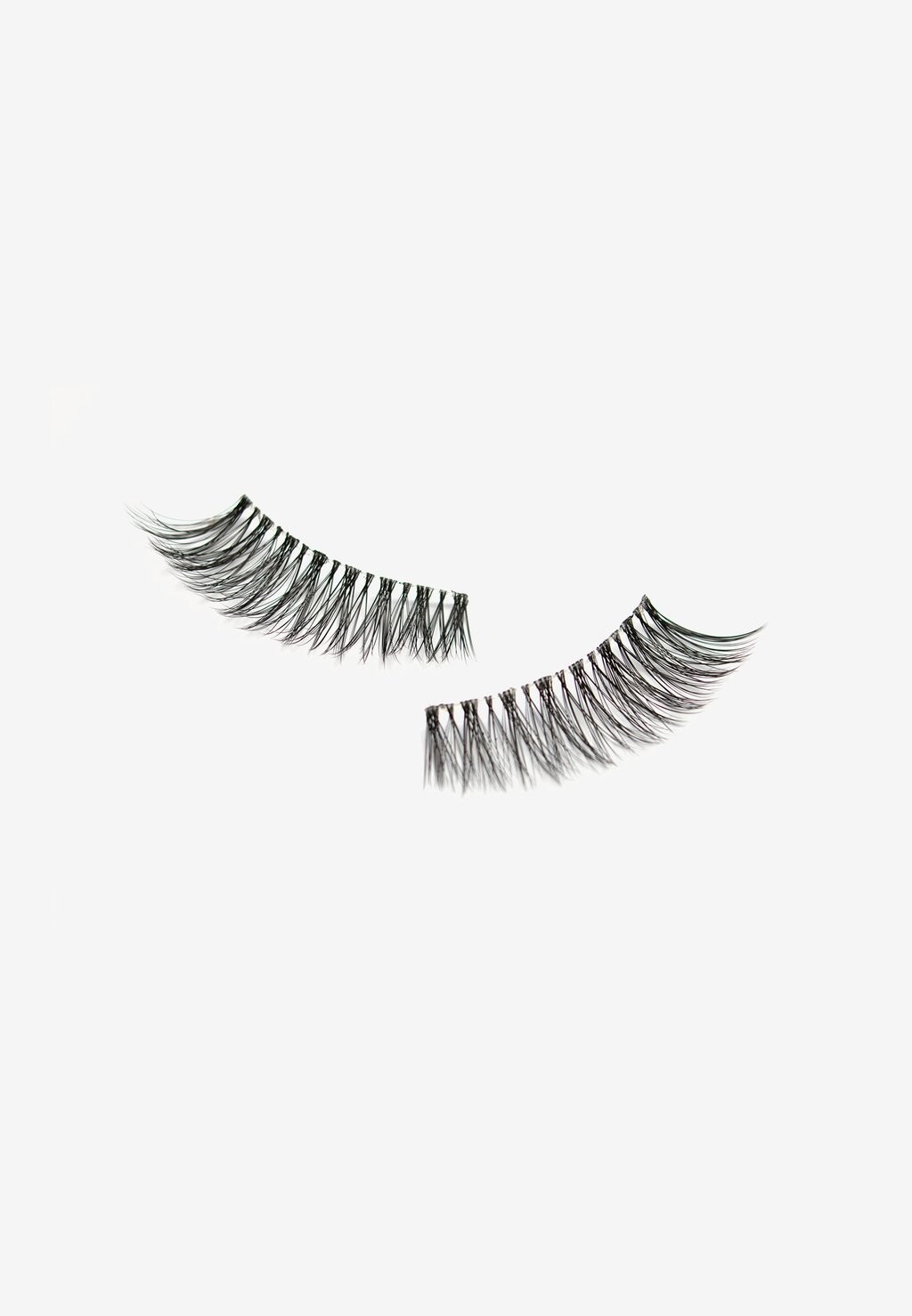 

Накладные ресницы Lisa Marie Schiffner Success Melody Lashes, цвет 1 black