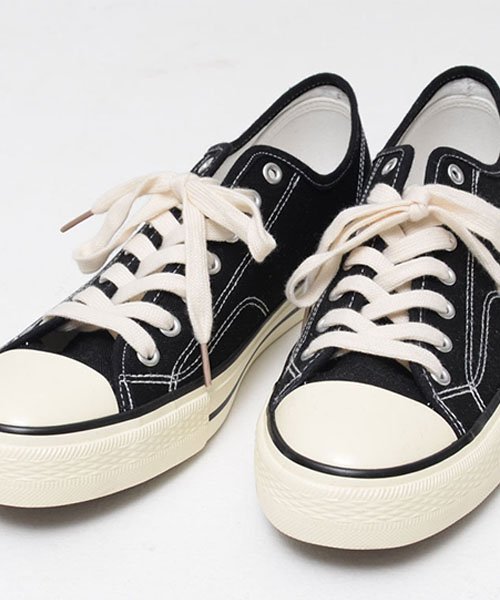 Простые кроссовки Dedes, BLK (Black)