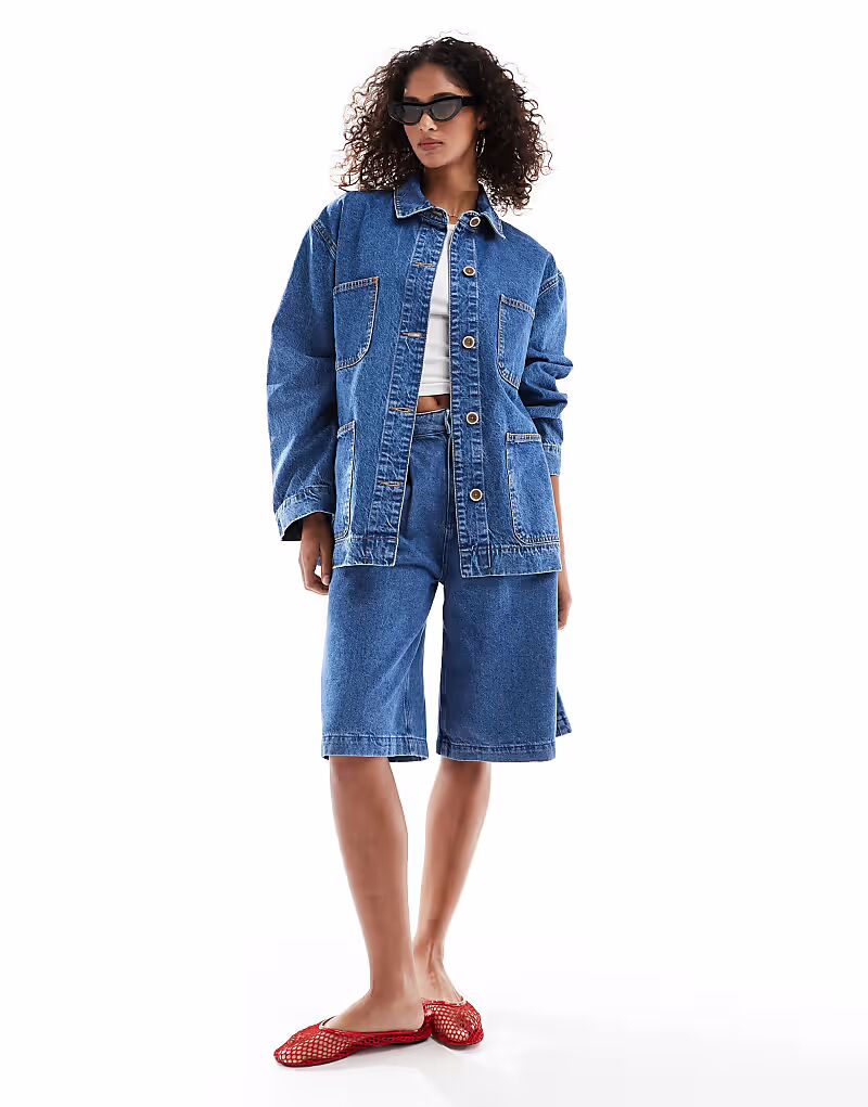 

Джинсовая куртка ASOS DESIGN в средне-синем цвете