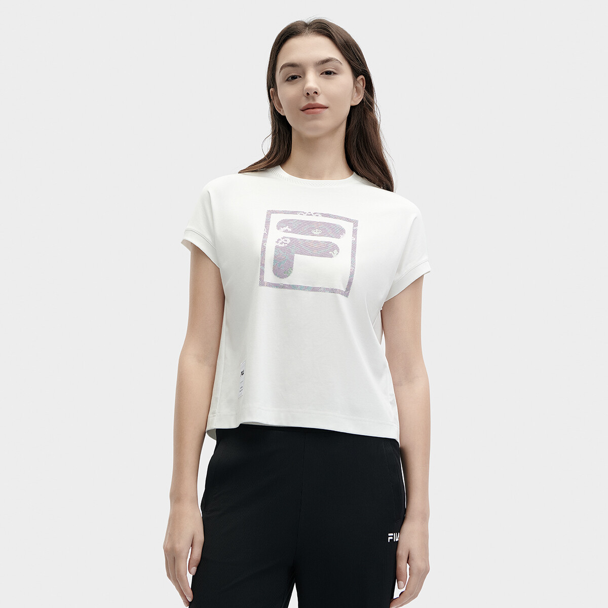 

Футболка женская белая Fila