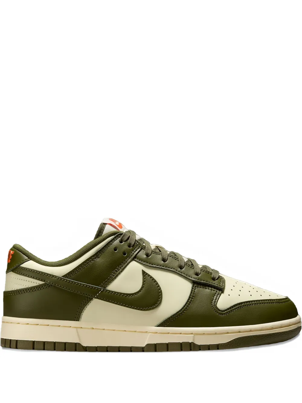 

Низкие кроссовки с кожаными вставками Nike, нейтральный