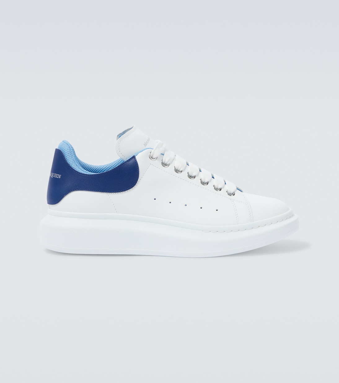 

Массивные кожаные кроссовки McQueen, White/Blue/Azul