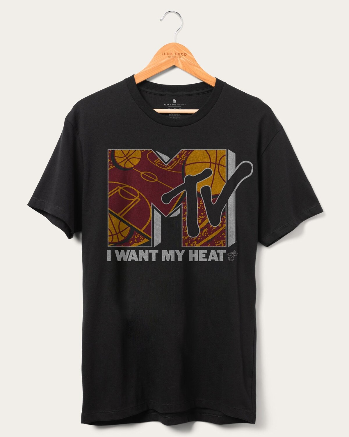 

Футболка Heat x MTV «Я хочу свою фанатку» Junk Food Clothing, черный