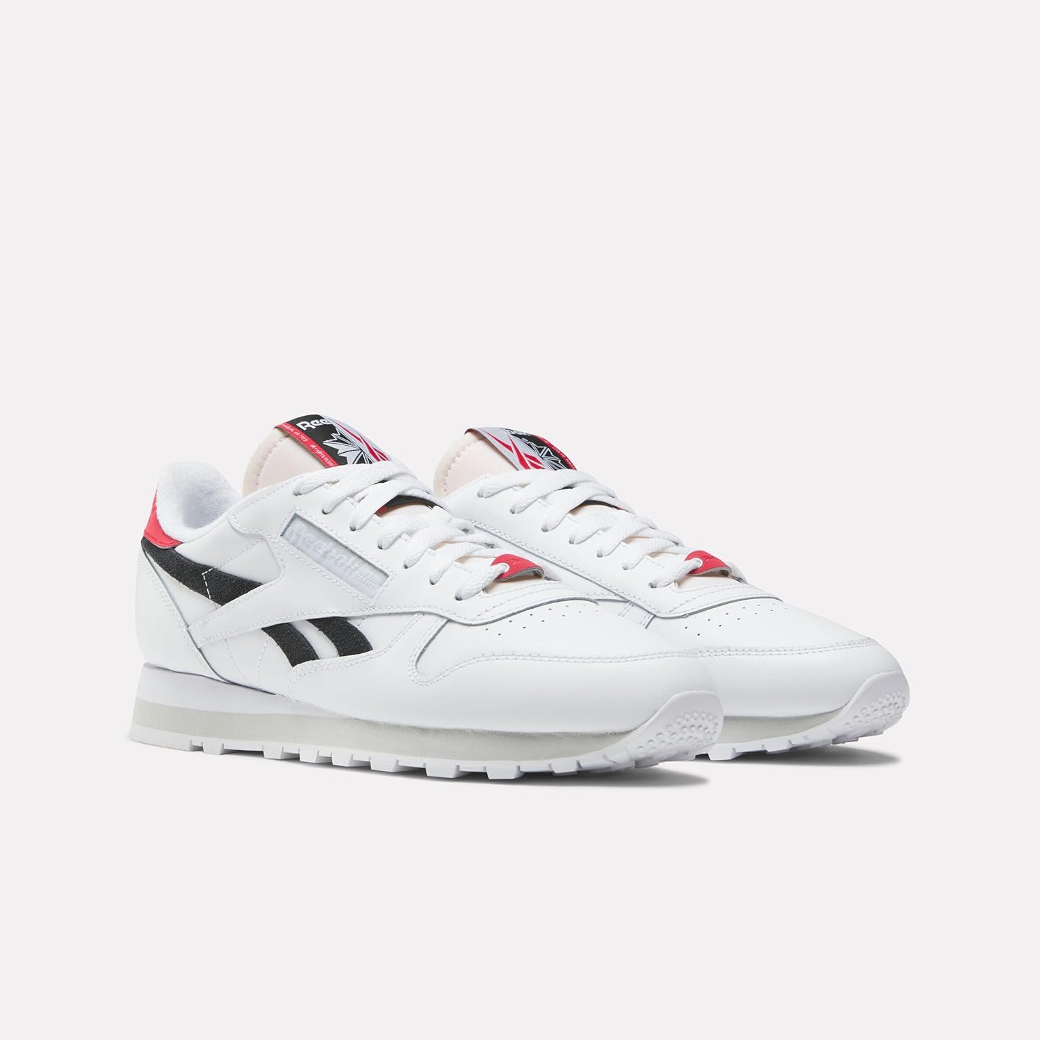 Классические кожаные кроссовки для взрослых, унисекс V1 Reebok, белый/черный/красный — фото 2