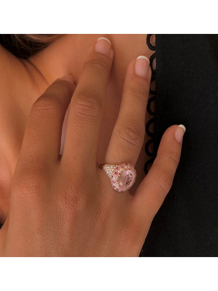 

Les Petites Précieuses Кольцо из розового золота с драгоценными камнями