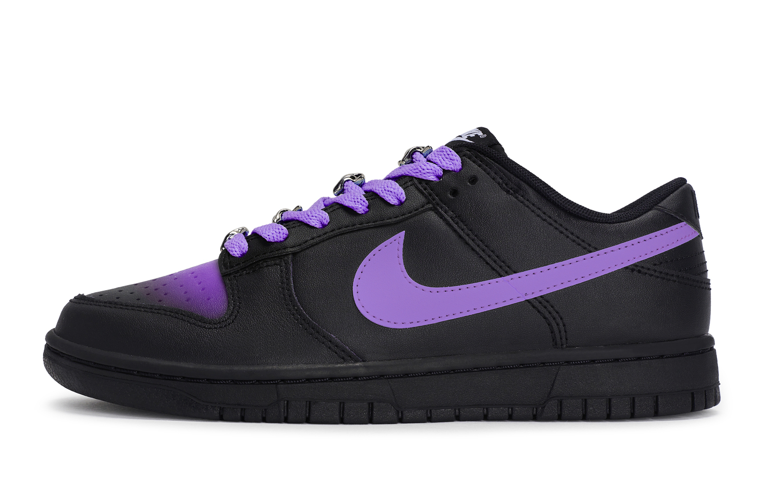 

Dunk 811 Manufacturing, Nebula Border Purple низкие скейтбордские кроссовки Unisex черные фиолетовые Nike, черный фиолетовый